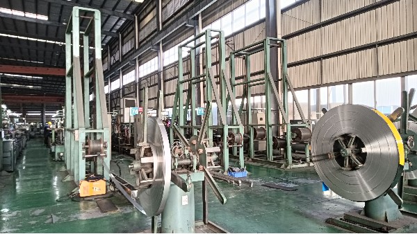 不銹鋼焊管為何會掉皮？